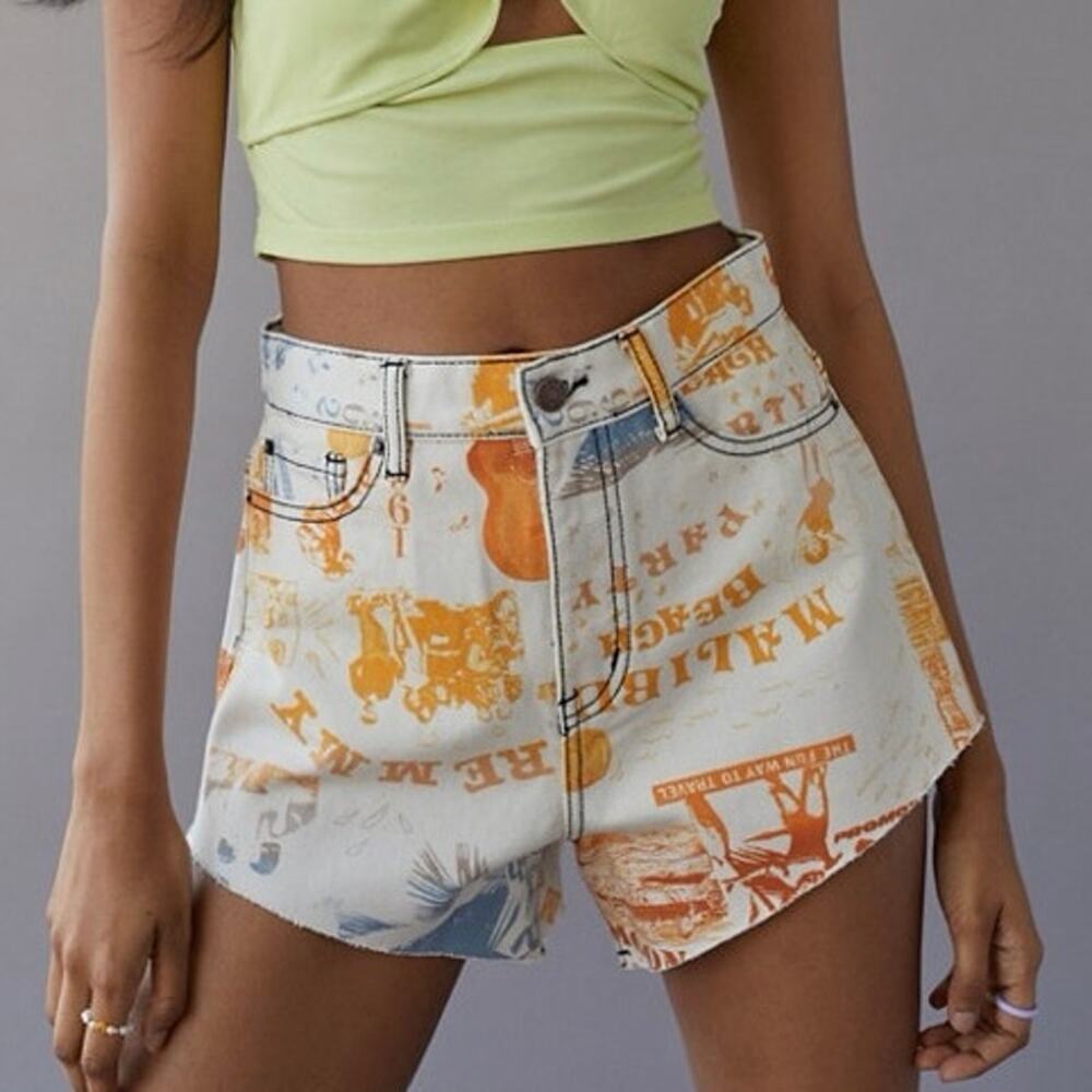 BDG by Urban Outfitters Pitched A-Line Malibu Beach Party Denim Shorts White